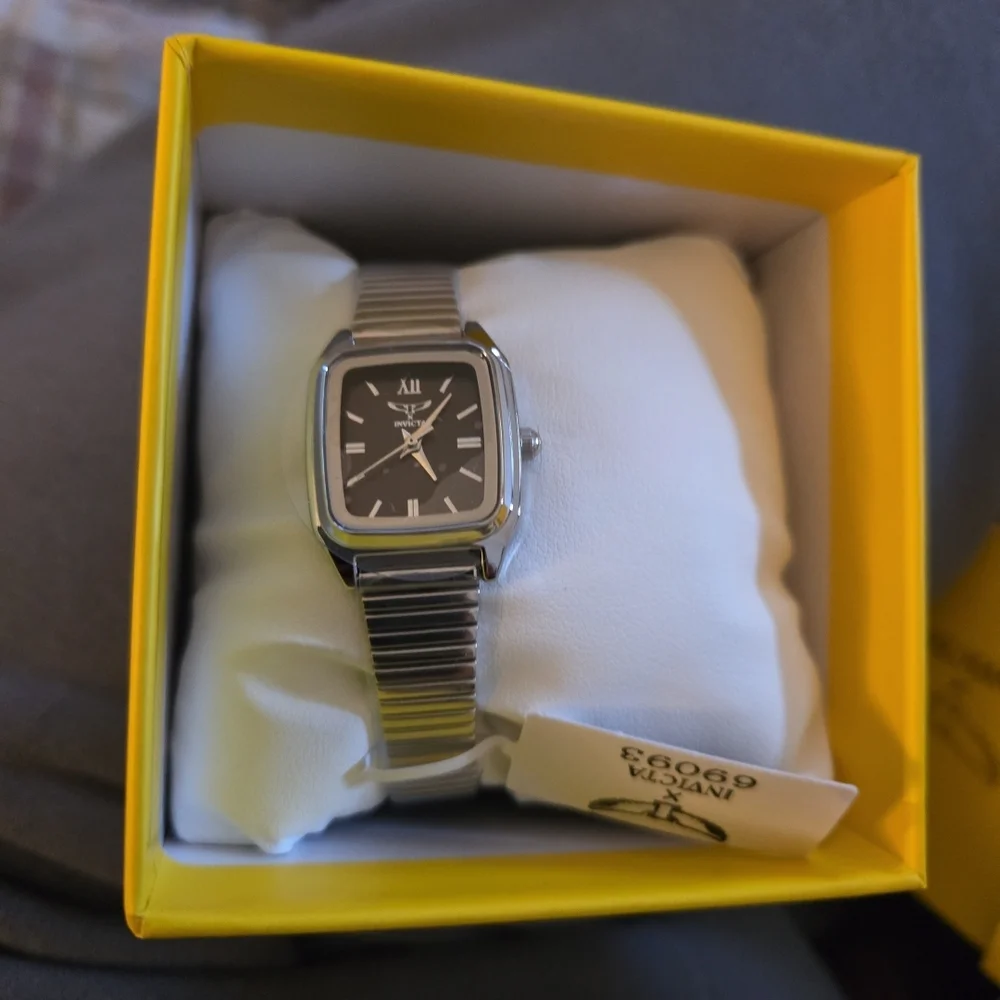 Invicta stylish watch